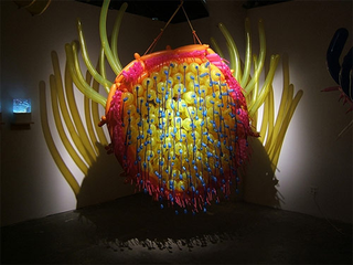 Illustration for article titled BOOOOOM! Advanced Balloon SculptureĀ for the Whimsicly Deprived